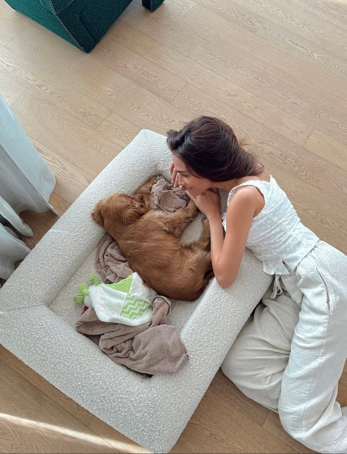 Frankies Bed + Bouclé Cover