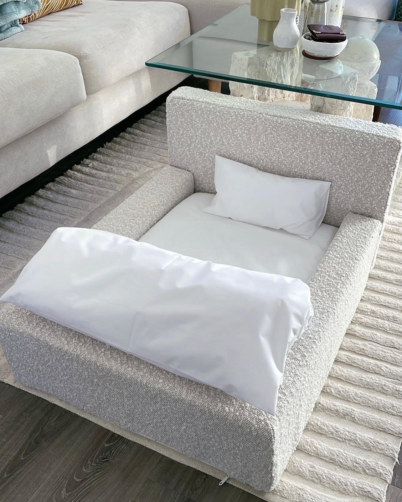 Frankies Soft Cloud Bed